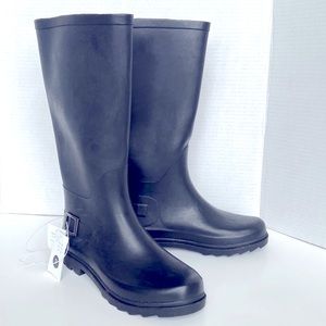 - A NEW DAY -TARGET- NWT. Tall Black Adjustable and packable rain boots.